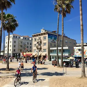 Venice & Hotel Marina del Rey